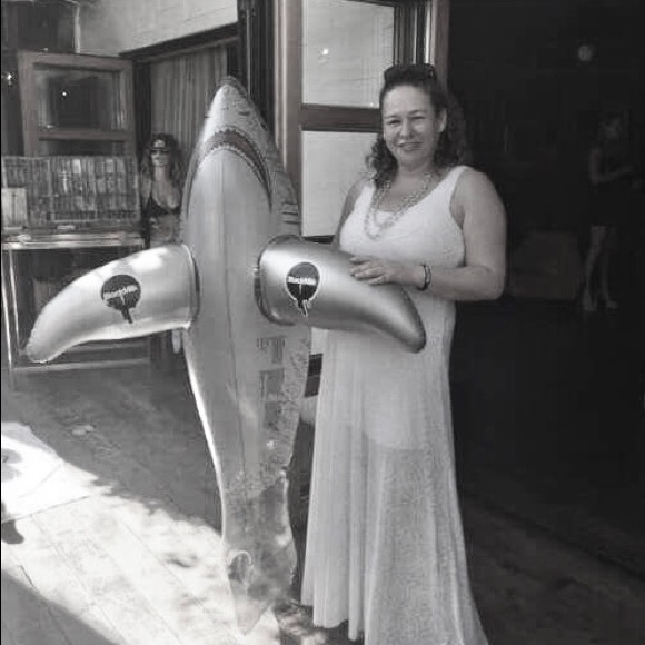 Meet your Posher, Alma - Picture 2 of 2